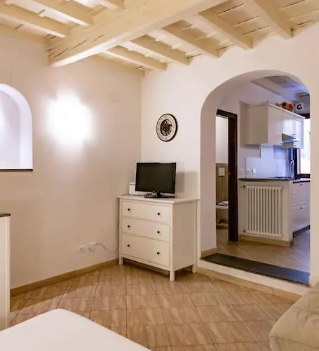 Lovely Portion Of Few Steps From Basilica Santa Croce * Florencja